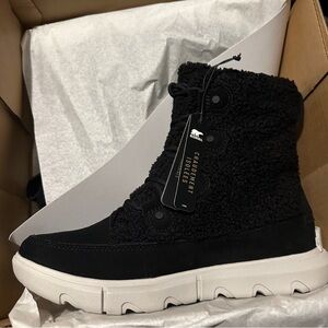Sorel Black and Cream Winter Boots